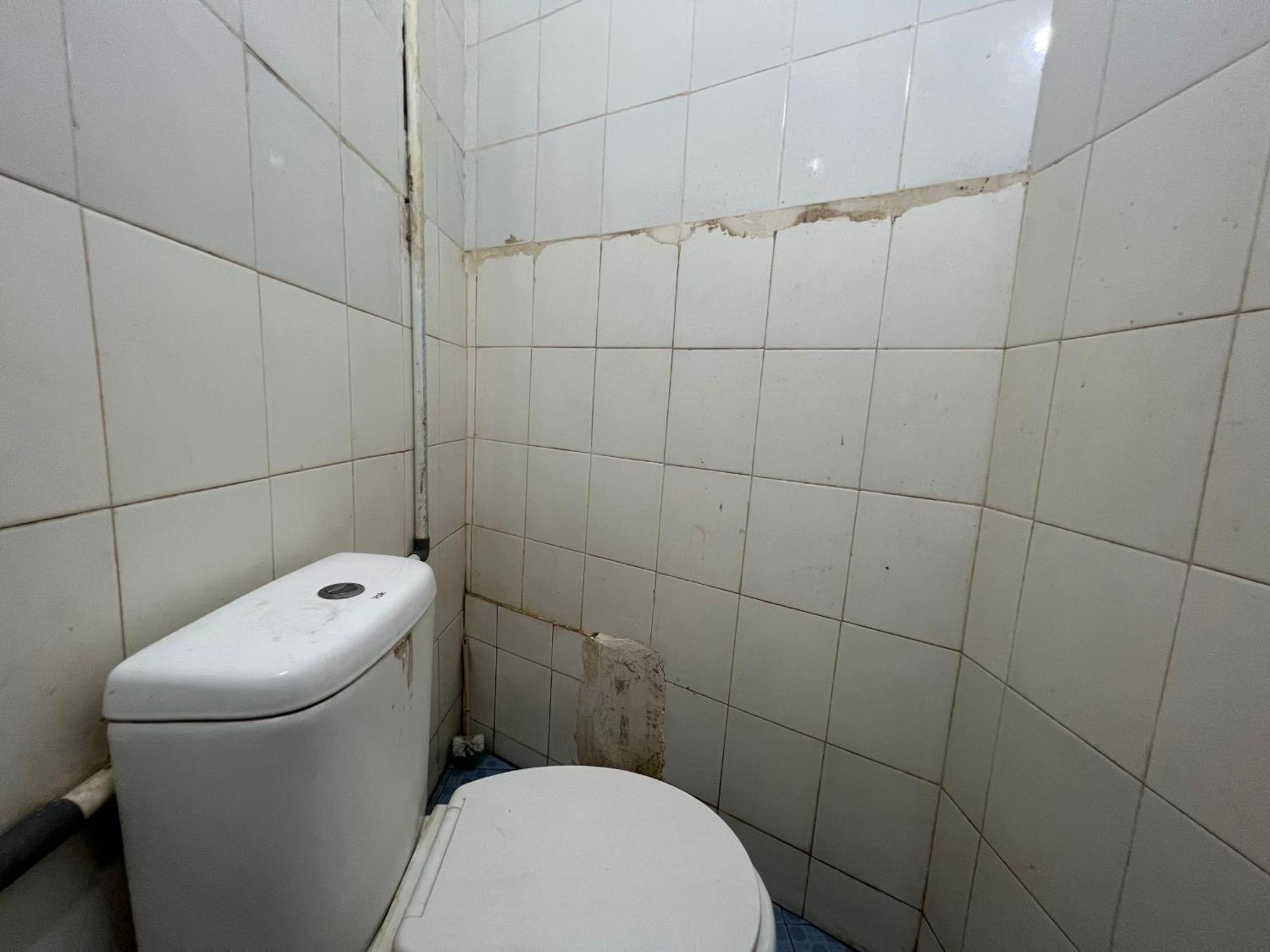 Hotel Oyo 93137 Kost Maharaja Near Maros Makassar